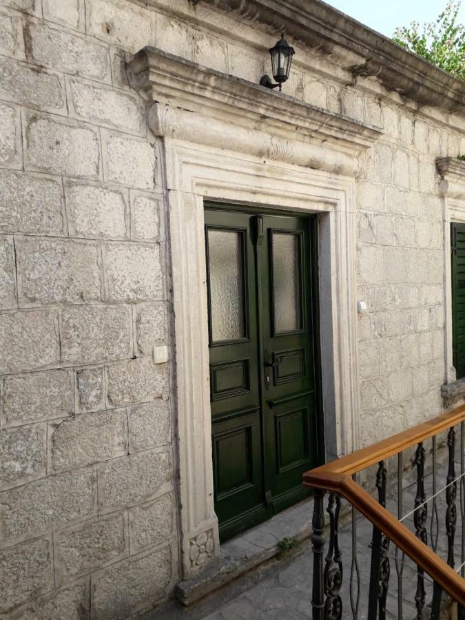 P.S. Cattaro Apartments Εξωτερικό φωτογραφία