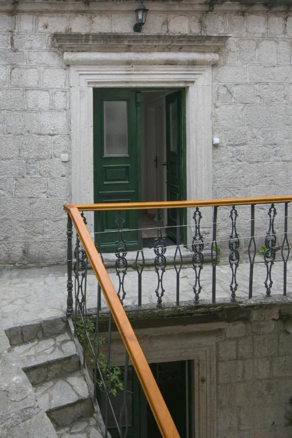P.S. Cattaro Apartments Εξωτερικό φωτογραφία